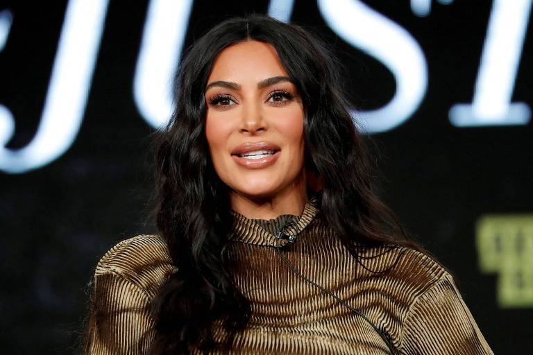 Kim Kardashian diz que Kanye West decretou fim da carreira dela; veja trailer