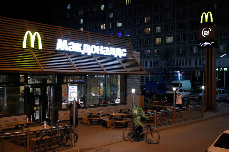 Por que os russos são tarados por fast-food?
