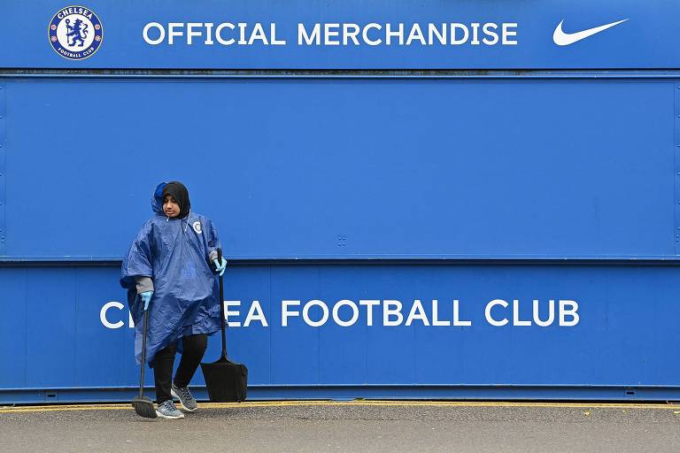 Chelsea não pode nem vender camisas e suas lojas de Londres se encontram fechadas