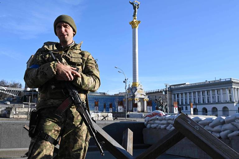 O ex-tenista Sergei Stakhovski se voluntariou para entrar no Exército da Ucrânia