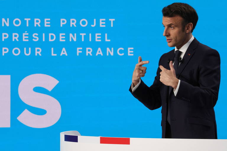 Presidente francês Emmanuel Macron em entrevista coletiva em que apresentou seu programa de governo para um segundo mandato, caso seja reeleito