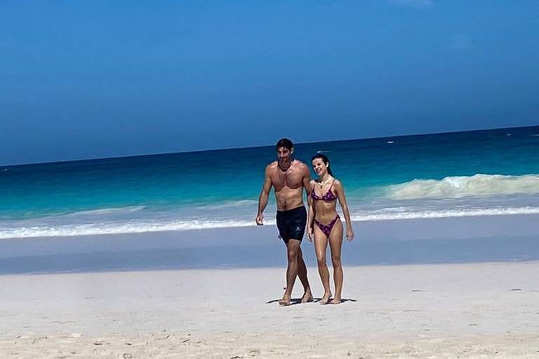 Giulia Be e o namorado, Conor Kennedy, nas Bahamas 