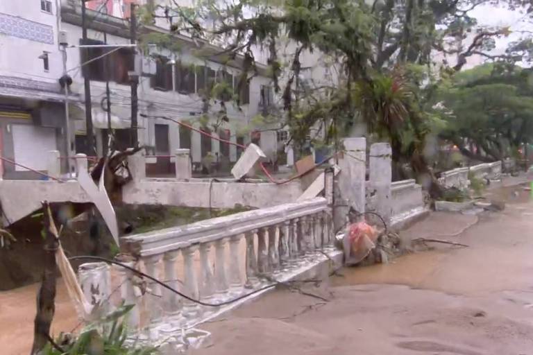 Novas chuvas em Petrópolis fazem 800 pessoas procurarem abrigos