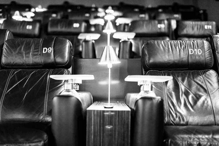 Poltronas da sala VIP do Cinépolis JK Iguatemi, na Vila Olímpia