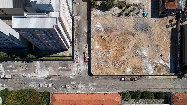 Alameda Cleveland foi desocupada pelos usuários de drogas