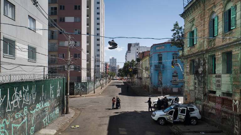 GCM reforçou efetivo para evitar a ocupação das ruas no entorno da praça Julio Prestes
