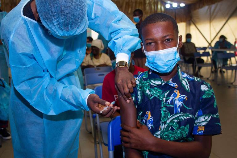 Vacinação contra Covid escancara diferenças na África e nos lusófonos do continente