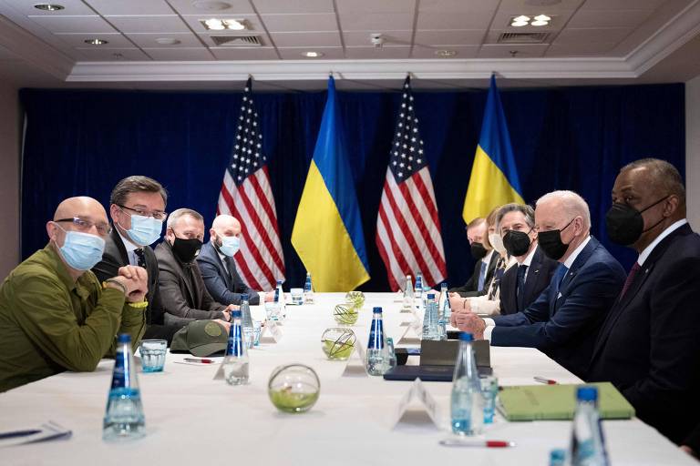 Biden se encontra com ucranianos na Polônia; veja fotos da guerra na Ucrânia