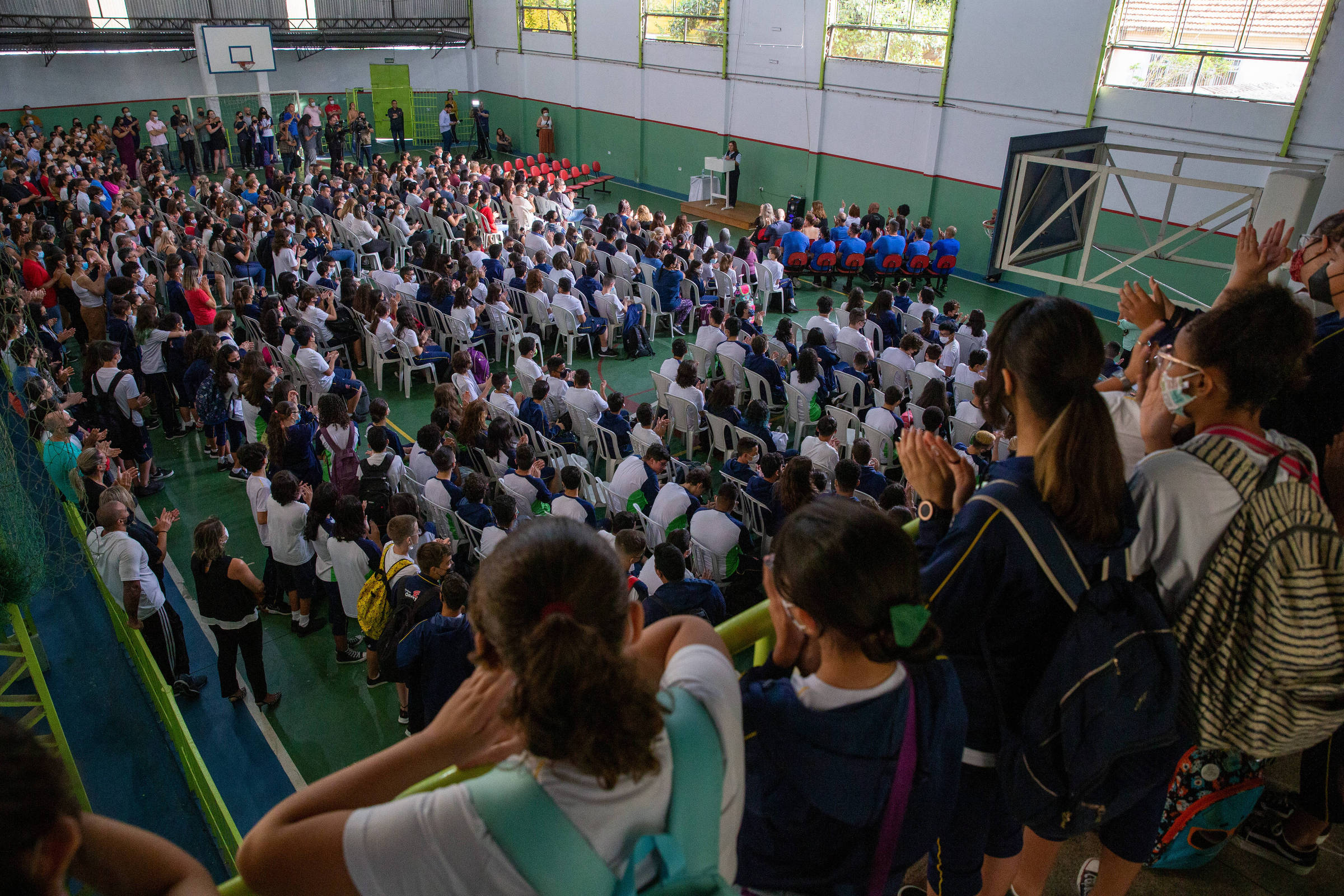 Bullying na escola: como lidar com esse problema - Blog Colégio Dona Clara