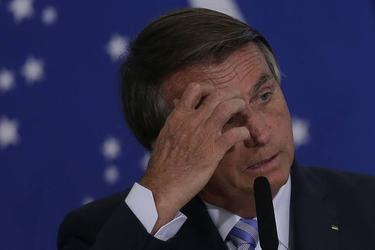 De acordo com o Datafolha, 68% dos brasileiros dizem que Bolsonaro tem responsabilidade pela alta de combustíveis, enquanto 75% responsabilizam o governo pela inflação