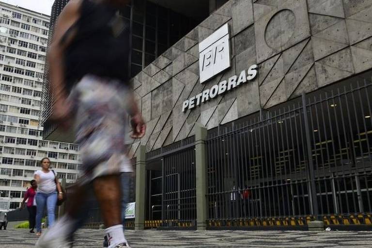 Análise: Troca na Petrobras concentra poder no Palácio do Planalto; veja vídeo