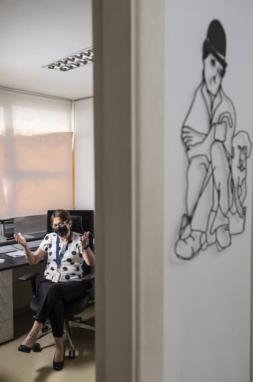 Retrato da professora Helena Nader, recém-eleita presidente da Academia Brasileira de Ciências (ABC) em seu laboratório na Unifesp