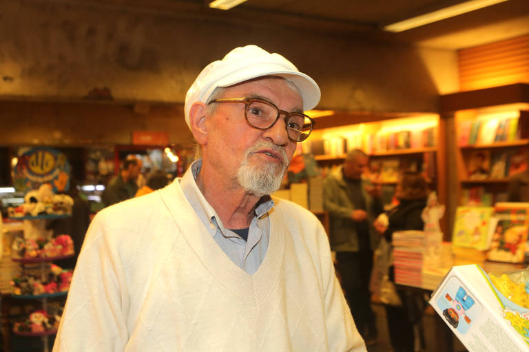 Morre Elifas Andreato, designer gráfico autor de capas de Chico Buarque e Elis Regina, aos 76 anos