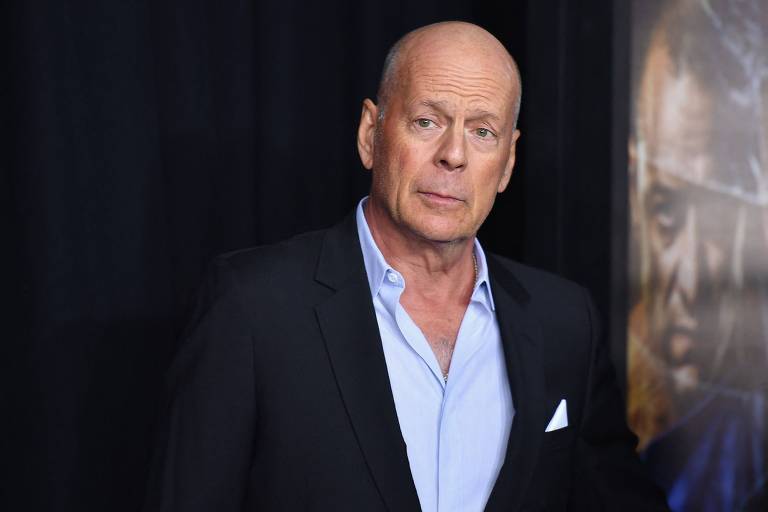 Bruce Willis se aposenta do cinema por causa de afasia, doença degenerativa