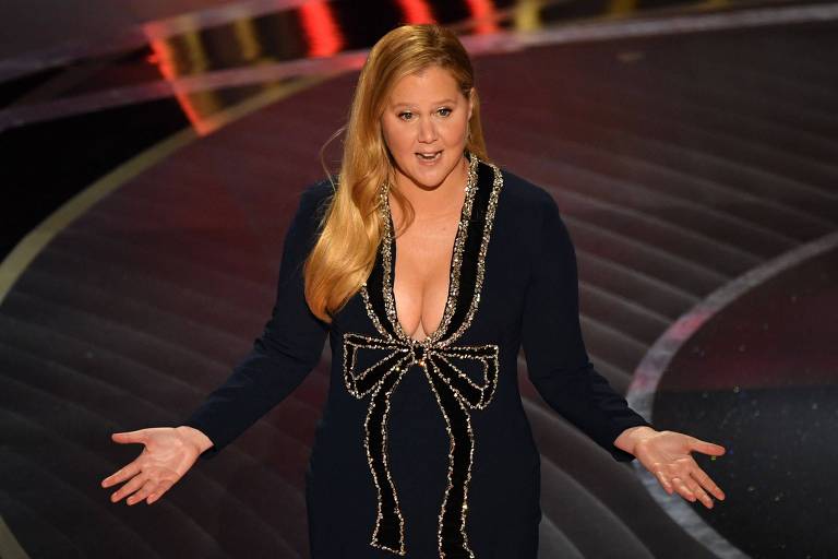 Amy Schumer, co-apresentadora do Oscar, diz estar 'traumatizada' por tapa no palco