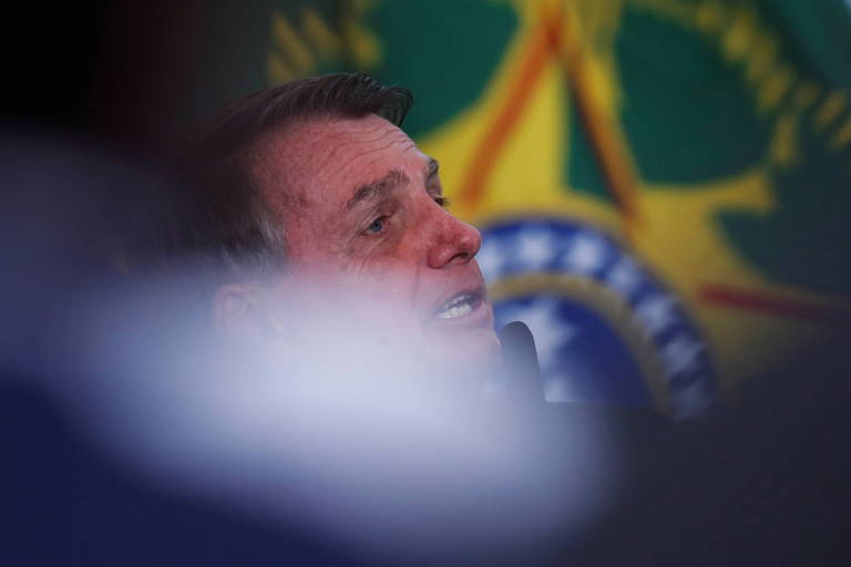 Cai reprovação à gestão de Bolsonaro contra Covid, diz Datafolha