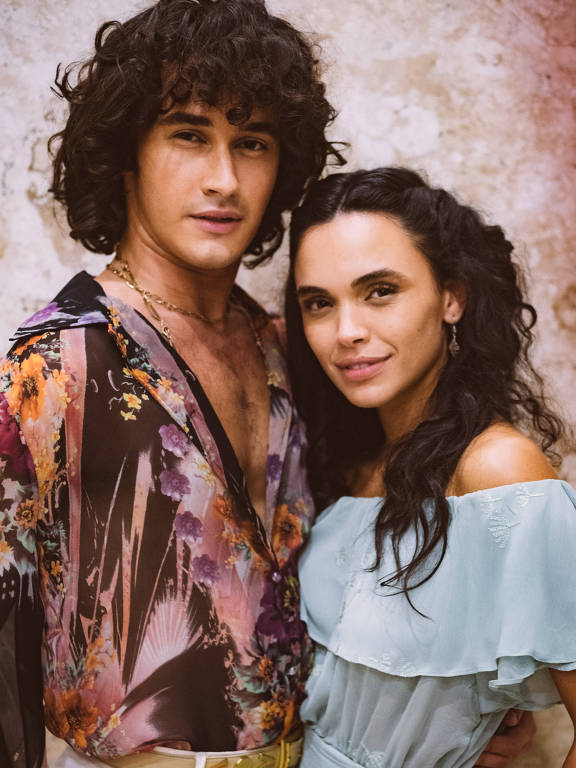   Os atores Filipe Bragança e Giovana Cordeiro, que protagonizam o filme 'O Meu Sangue Ferve por Você'
