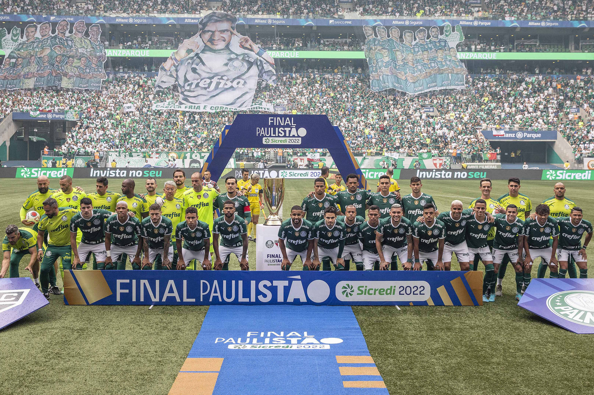 Palmeiras goleia o São Paulo e é campeão paulista de 2022