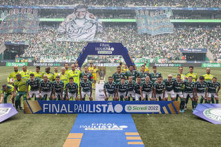 Final do Campeonato Paulista de Futebol 2022 entre Palmeiras e Sao Paulo no Allianz Parque. Poster do Palmeiras