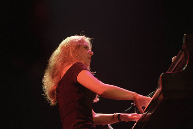 A pianista Eliane Elias durante show em São Paulo