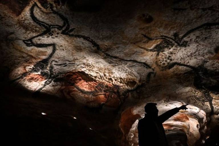 Esta caverna em Montignac, no sudoeste da França, é uma réplica de Lascaux (a original foi fechada ao público em 1963)