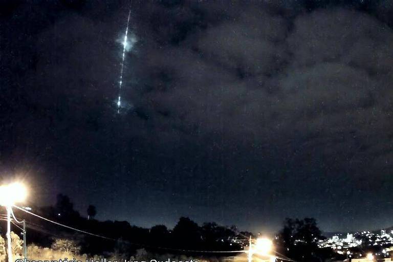 Observatório registrou a queda de um meteoro fireball em Porto Alegre