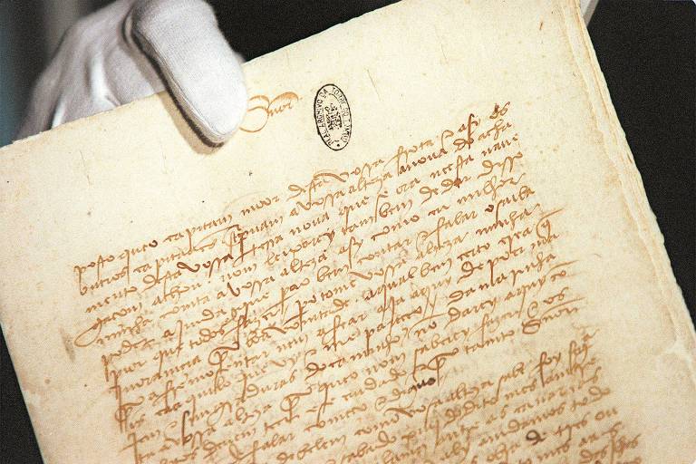 Uma das páginas da carta de Pero Vaz de Caminha, escrita entre os dias 22 de abril e 1º de maio de 1500 e dirigida ao rei d. Manoel 1º
