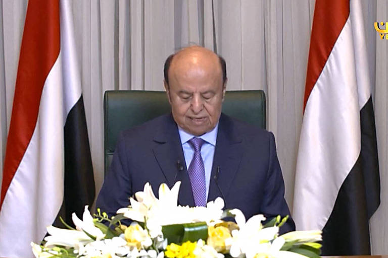 O presidente em exílio do Iêmen, Abd-Rabbuh Mansour Hadi, em discurso na TV estatal em que anunciou a renúncia