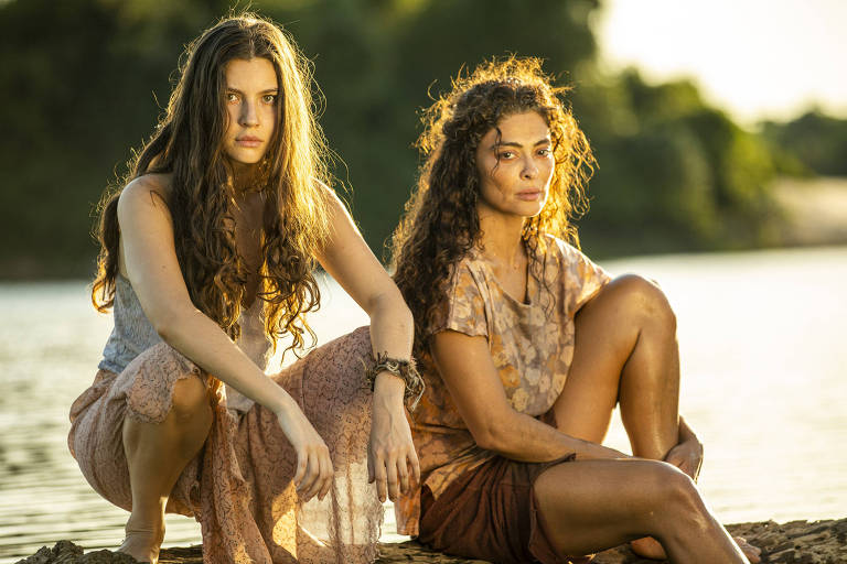 Maria Marruá (Juliana Paes) e Juma (Allanis Guillen) na nova versão de "Pantanal"