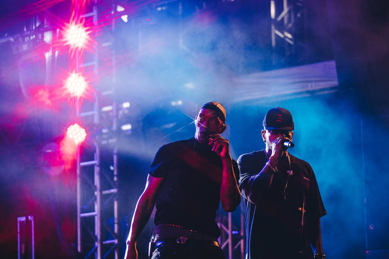 Ice Blue e Edi Rock em show dos Racionais MC's no Breve Festival, na Esplanada do Mineirão, em Belo Horizonte