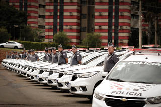 Governardor Rodrigo Garcia entrega 52 novas viaturas da Policia Militar em São José do Rio Preto