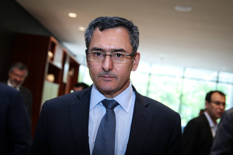 Eduardo Guardia, ministro da Fazenda de Temer, aos 56 anos