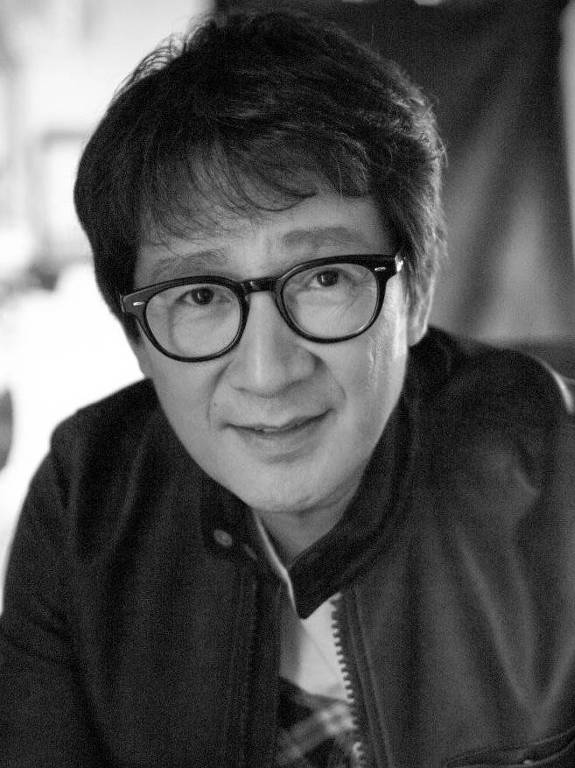 Imagens do ator Ke Huy Quan