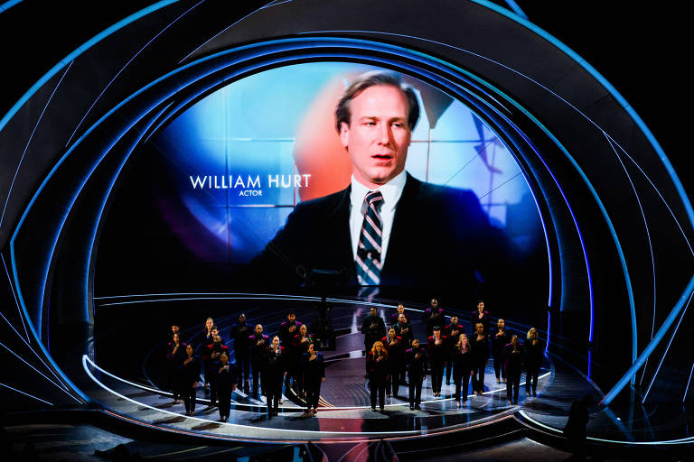 O ator William Hurt, morto em março, é homenageado na edição de 2022 do Oscar