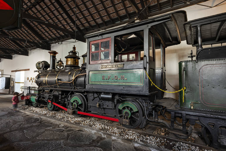 Locomotiva número 1 da Estrada de Ferro Oeste de Minas, exposta no Museu Ferroviário de São João del-Rei