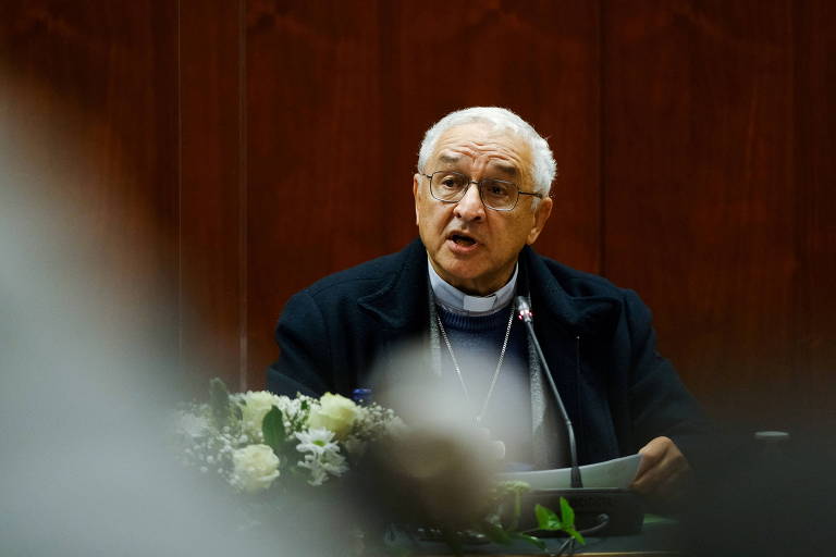 O presidente da Conferência de Bispos de Portugal, José Ornelas, anuncia os nomes dos membros da comissão independente para investigar casos de abuso sexual na Igreja Católica, em Lisboa
