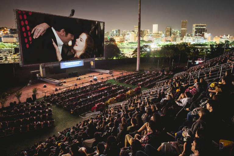 Vibra Open Air leva filmes e shows ao ar livre ao Jockey Club, em São Paulo