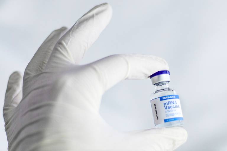 Senado aprova MP que autoriza governo a doar vacinas contra Covid-19 para outros países