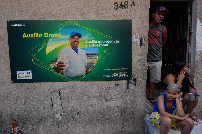 Anúncio do Auxílio Brasil