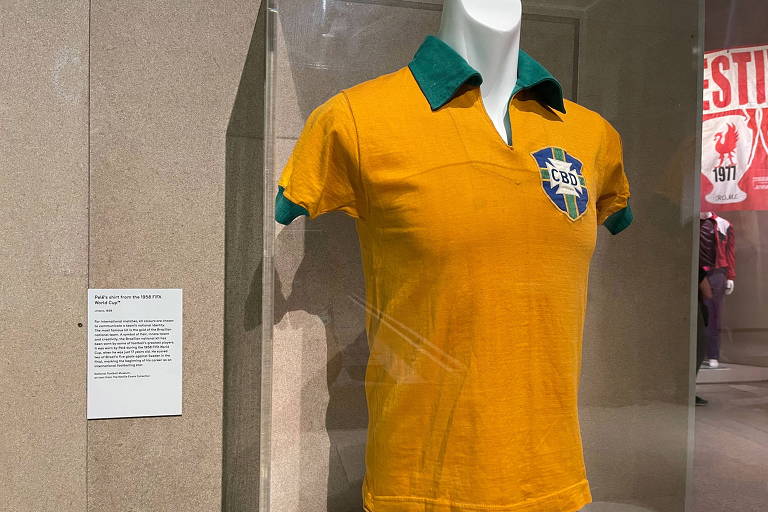 Exposição em Londres homenageia seleção brasileira e Pelé