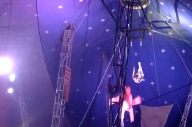 Trapezista cai em apresentação no circo e fica ferido no Ceará; veja