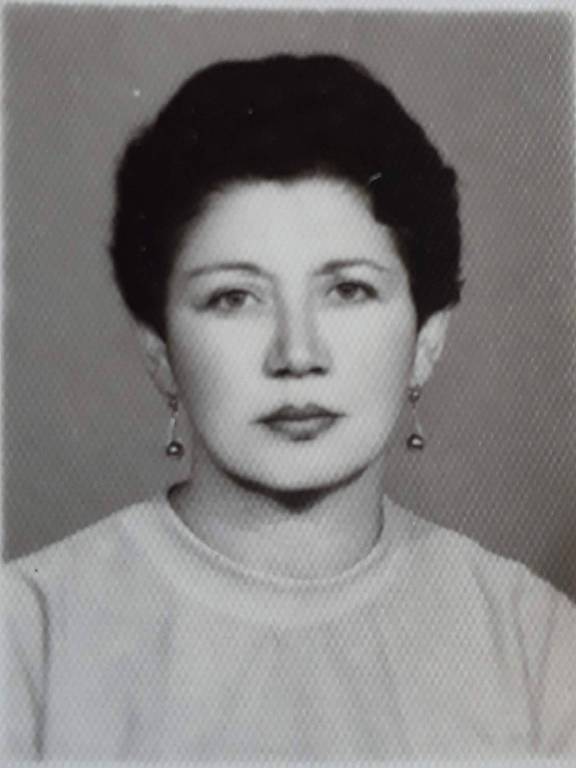 Idalina Rosa de Paula, nos anos 1970, com os cabelos curtos, como sempre quis