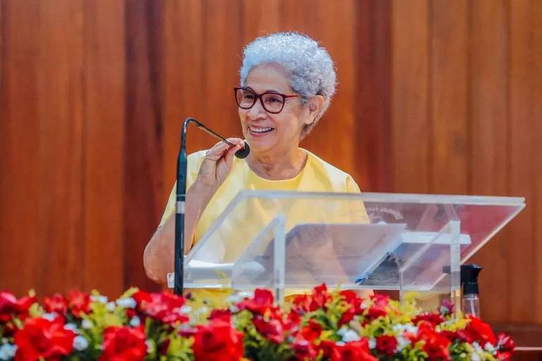 Ex-sem-terra que deu aula a Ciro Nogueira é 1ª mulher a governar PI e promete focar pobres