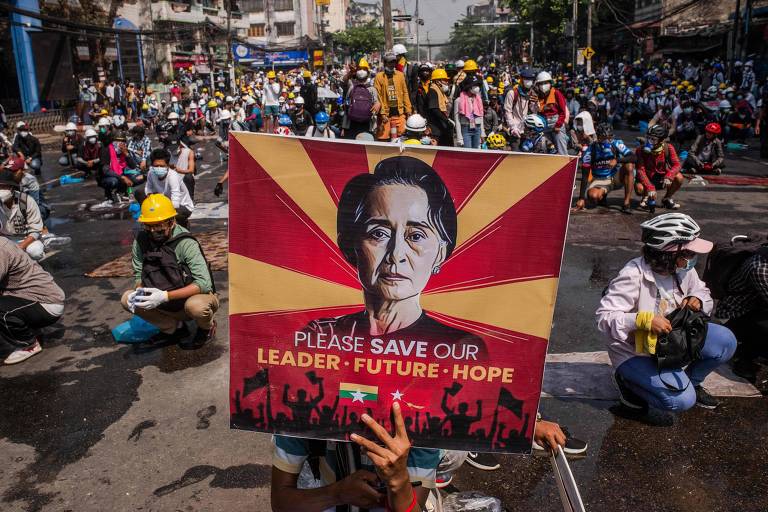 Suu Kyi, líder civil de Mianmar, é condenada a 5 anos de prisão em caso controlado pela ditadura