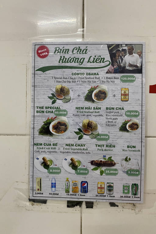 O Combo Obama tem bún chả, um rolinho primavera de frutos do mar e uma lata de Hanoi Beer, a cerveja local