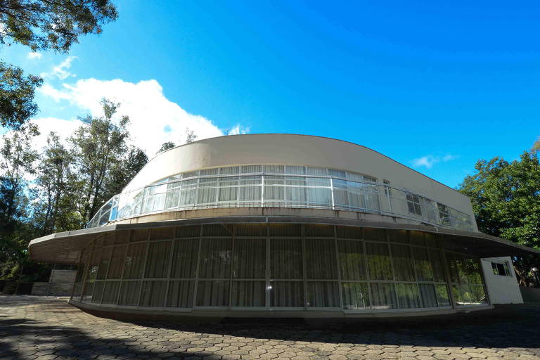 A foto mostra o Palácio das Mangabeiras, residência oficial dos governadores de Minas Gerais de 1955 a 2018.