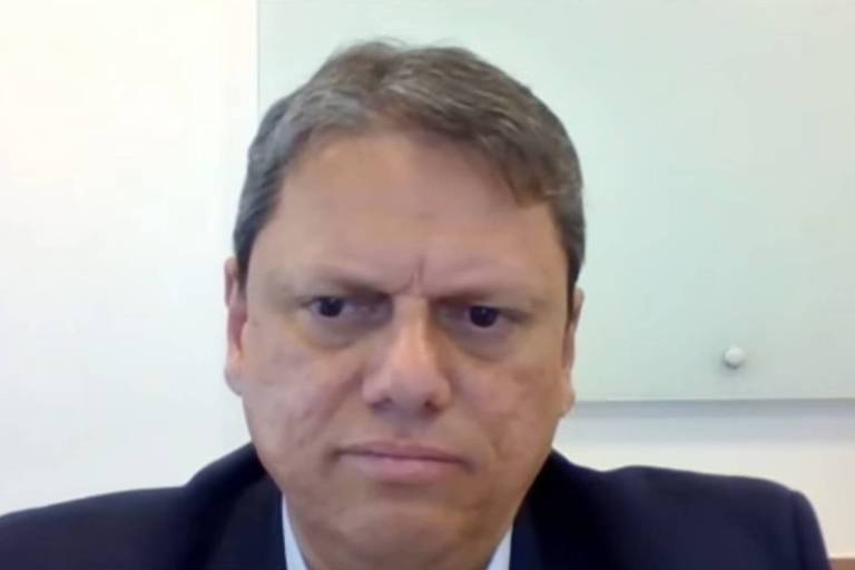 Pré-candidato ao governo de São Paulo pelo Republicanos, Tarcísio de Freitas durante sabatina da Folha e UOL