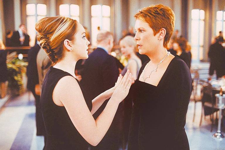 Lindsay Lohan e Jamie Lee Curtis em cena de 'Sexta-Feira Muito Louca' (2003)