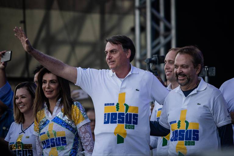 Jair Bolsonaro (PL) durante a Marcha para Jesus, no Campo de Marte, em SP