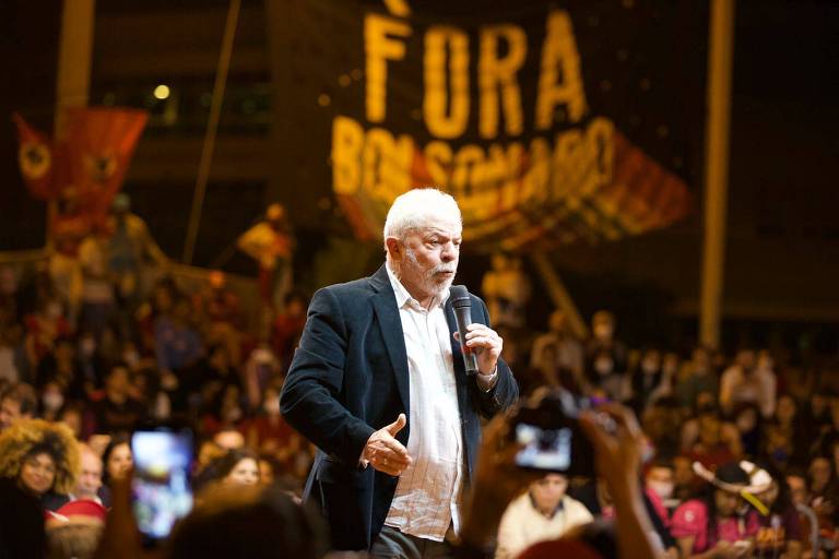 Lula diz ser alvo de inveja por sair na Time, mas evita repetir polêmica sobre Ucrânia